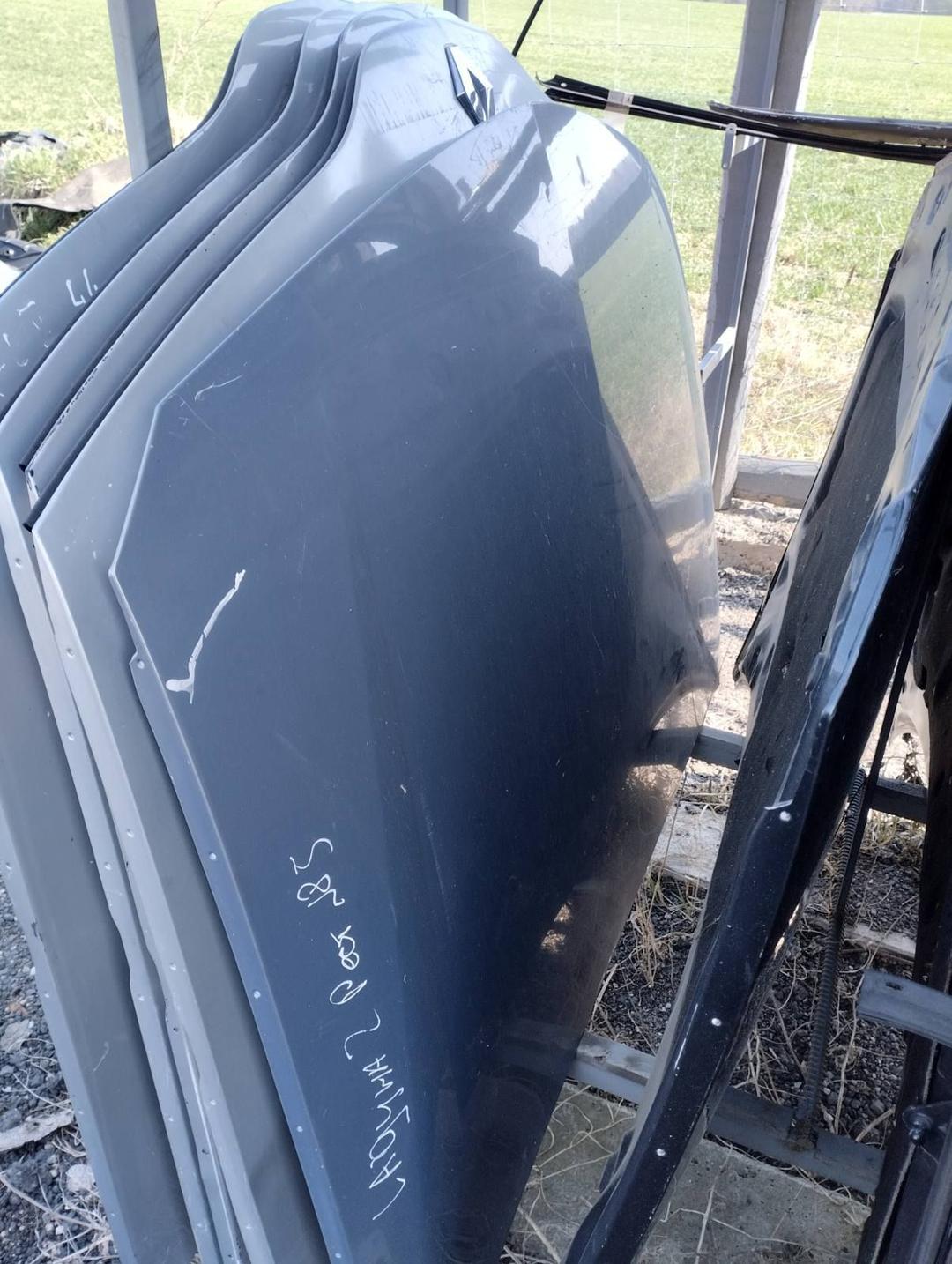 Капот 6N1G25 Renault Laguna