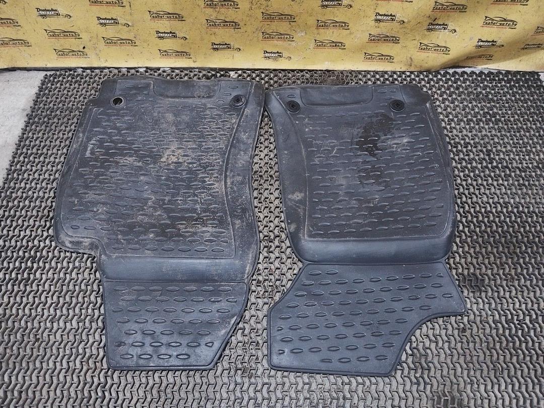 Коврики в салон B8VGO9 Volkswagen Passat купить с доставкой