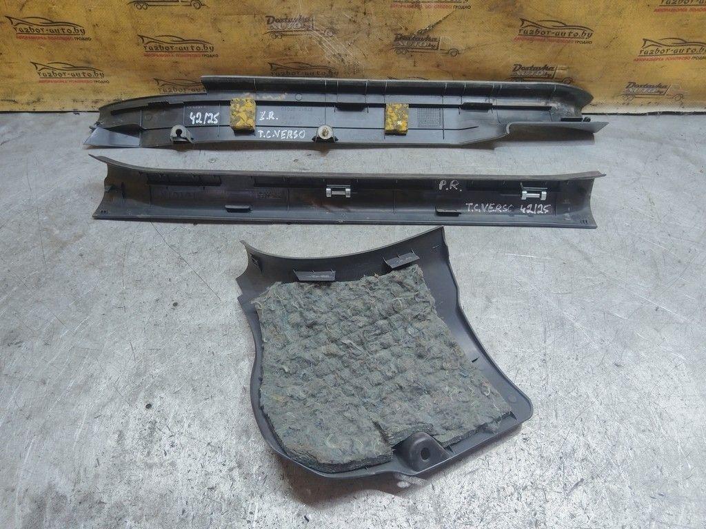 Накладка на порог внутренняя передняя правая V5TJGP Toyota Corolla Verso - Фото 3