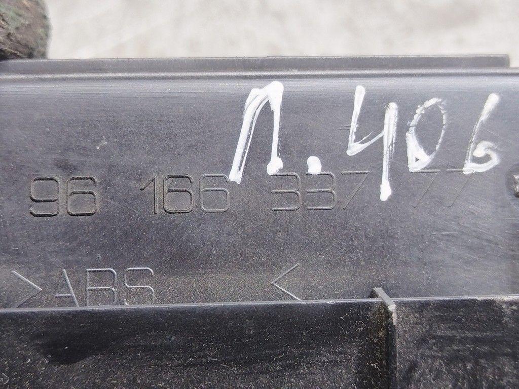 Рамка под магнитолу 4VPODS Peugeot 406 - Фото 4