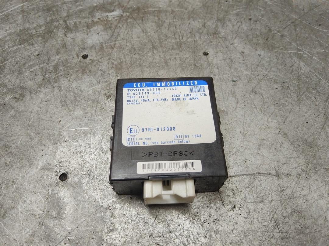 Иммобилайзер VMJH8Q Toyota Corolla