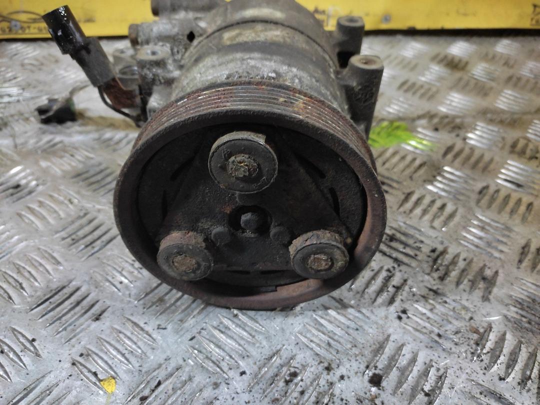 Компрессор кондиционера 81A5RS Hyundai Matrix - Фото 2