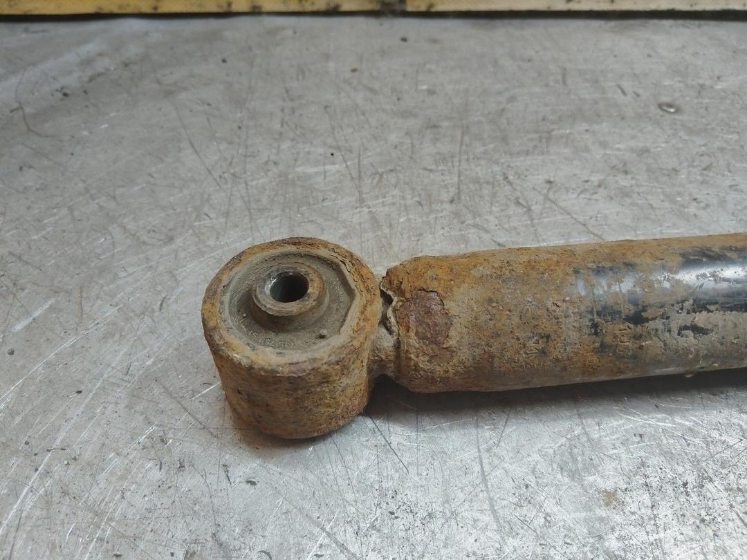 Амортизатор задний левый B3LGM8 Skoda Octavia - Фото 6