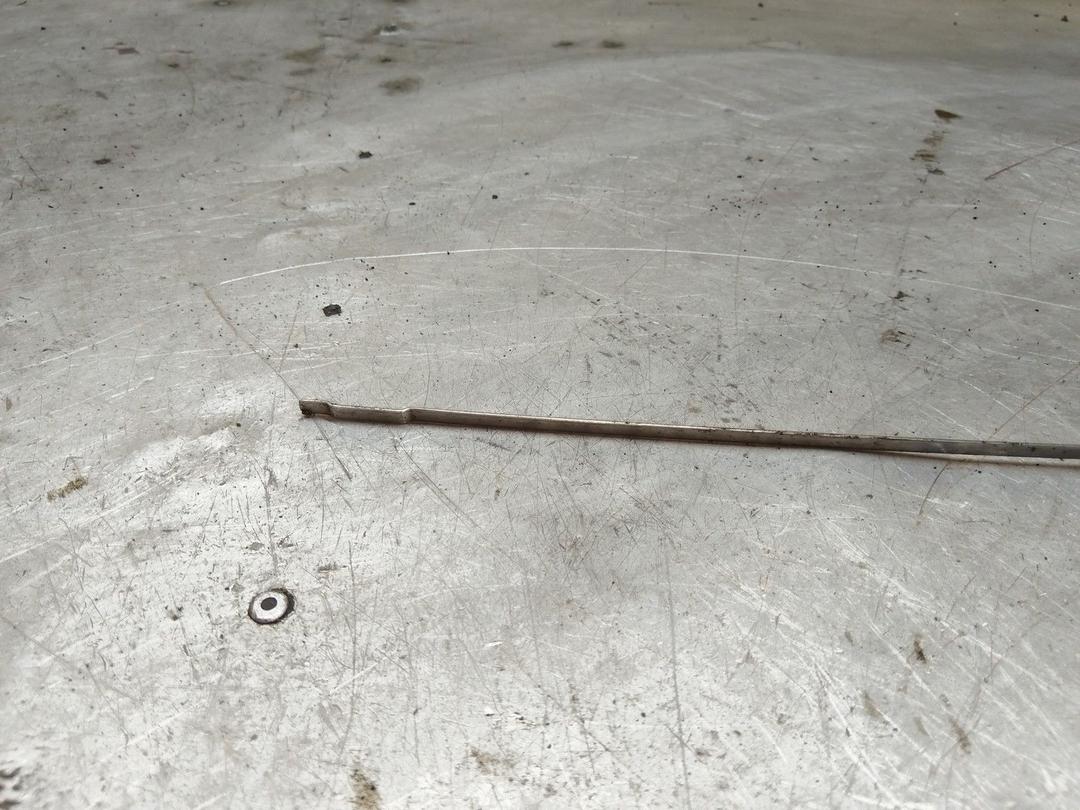 Щуп двигателя 1ADFTR Audi A4 - Фото 2