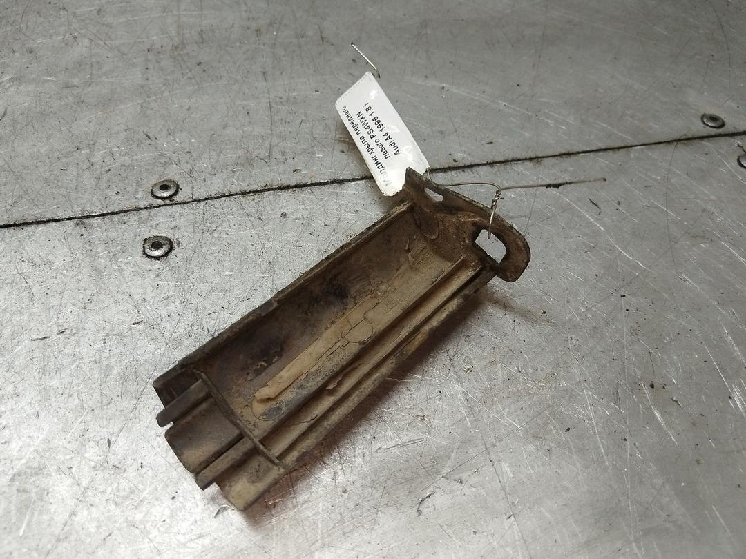 Молдинг крыла переднего левого PS4WXN Audi A4 - Фото 2