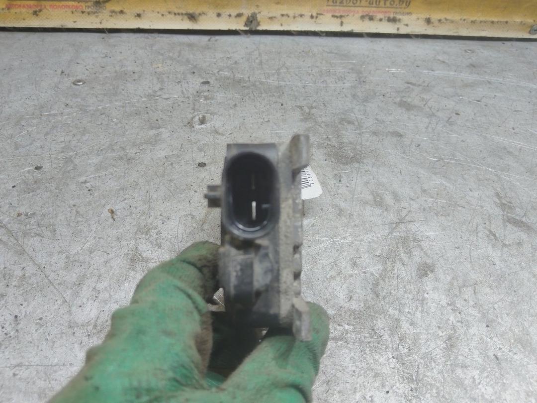 Блок управления вентилятором радиатора 8CR54U Ford Mondeo купить с доставкой