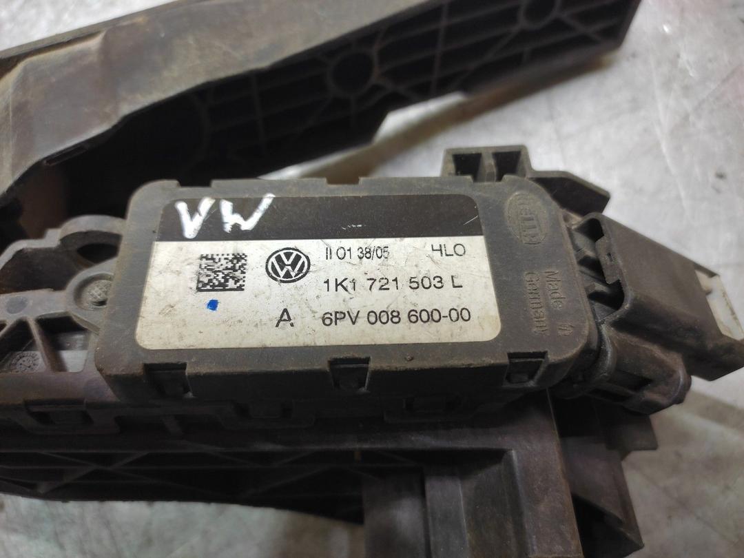 Педаль газа HWWVHX Volkswagen Passat купить с доставкой