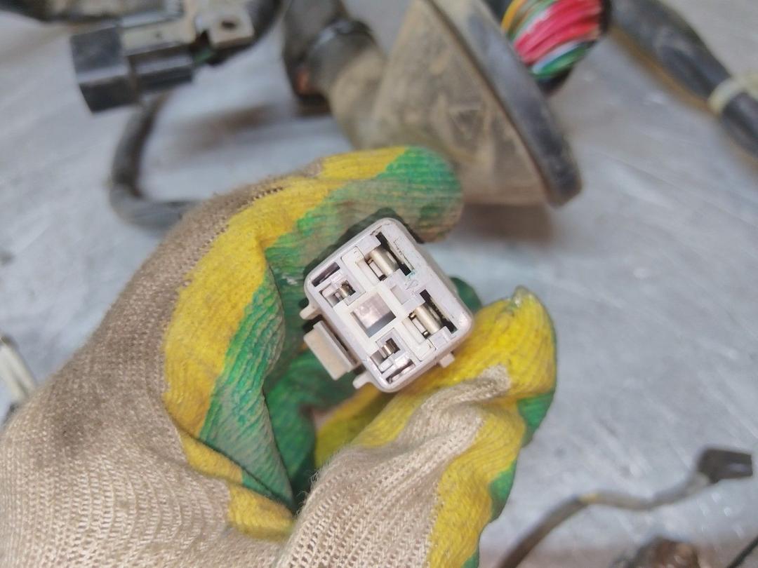 Проводка двигателя LL6O2Y Mitsubishi Carisma - Фото 7