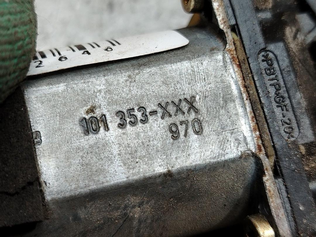 Моторчик стеклоподъемника передний левый FUOJV2 Volvo S80 - Фото 5