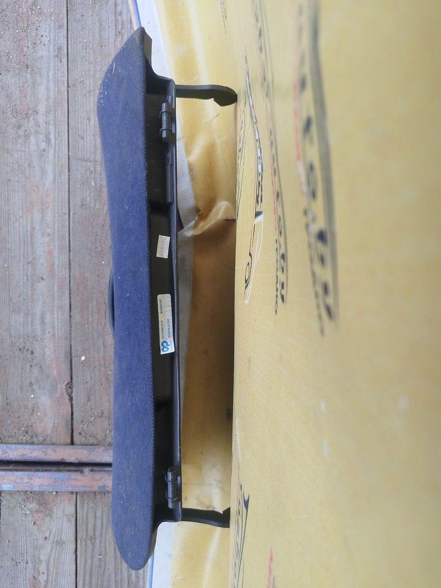 Бардачок SZLUV5 Peugeot 206 купить на авторазборке