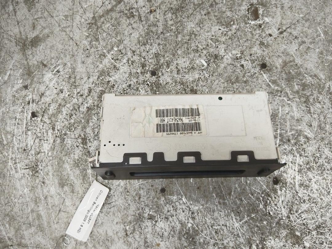 Часы JUU54Y Citroen Berlingo купить в магазине запчастей бу