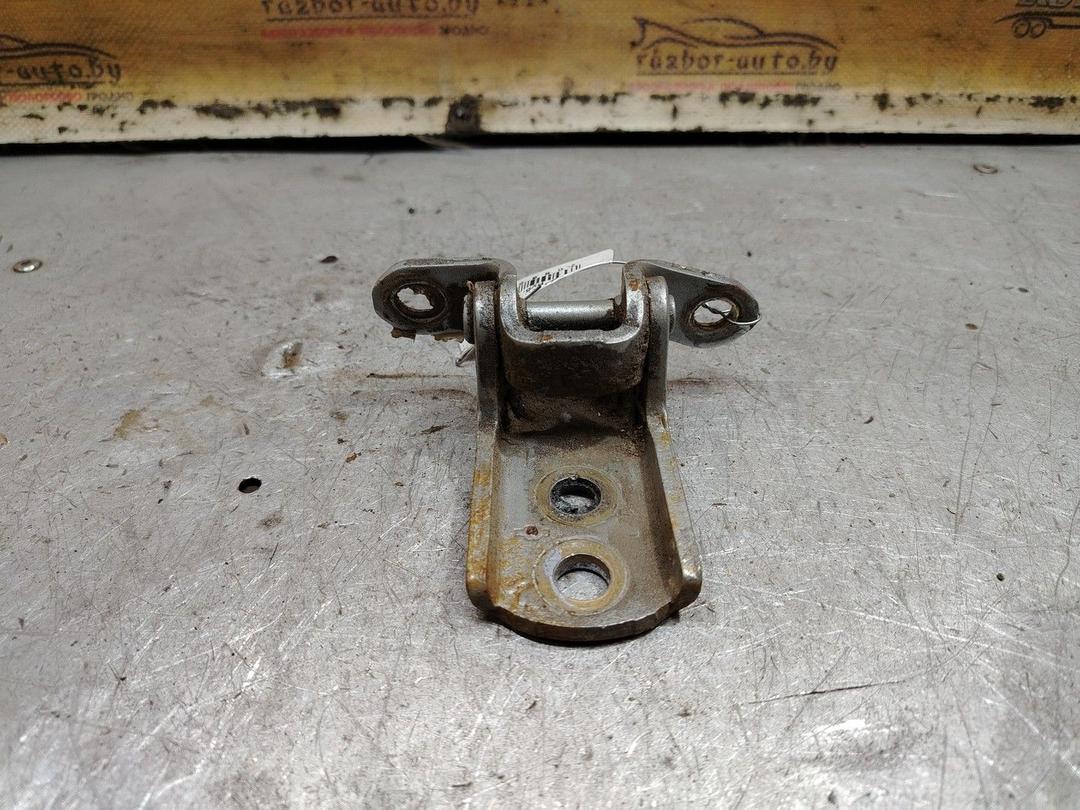 Петля двери передней правой R2AYZM Nissan Primera - Фото 4