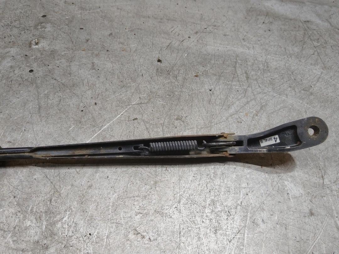 Щеткодержатель (поводок стеклоочистителя, дворник) 1N2IZ1 Mazda 3 купить с доставкой. Огромный выбор запчастей и марок авто. У нас есть практически все.