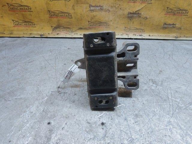 Подушка крепления КПП S6M4TO Volkswagen Sharan купить на авторазборке