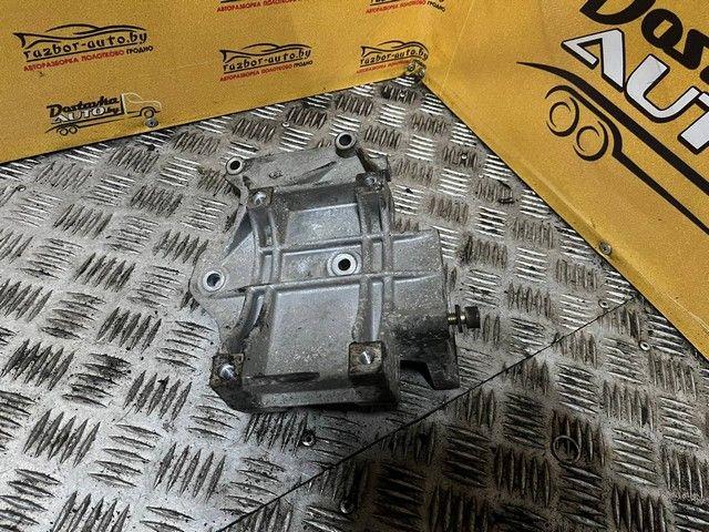 Кронштейн компрессора кондиционера 6KFF38 Volkswagen Passat - Фото 3