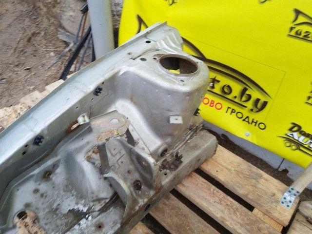 Передняя панель крепления облицовки (телевизор) YY9DH7 Mitsubishi Carisma купить на авторазборке