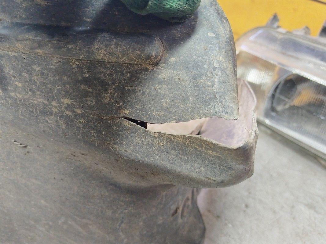 Защита арок передняя правая (подкрылок) SQRM5R Mazda Premacy - Фото 8