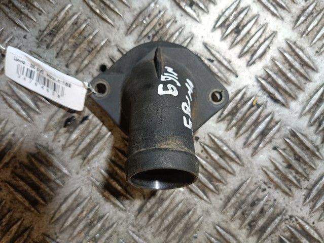 Корпус термостата 4B7DIU Volkswagen Passat купить