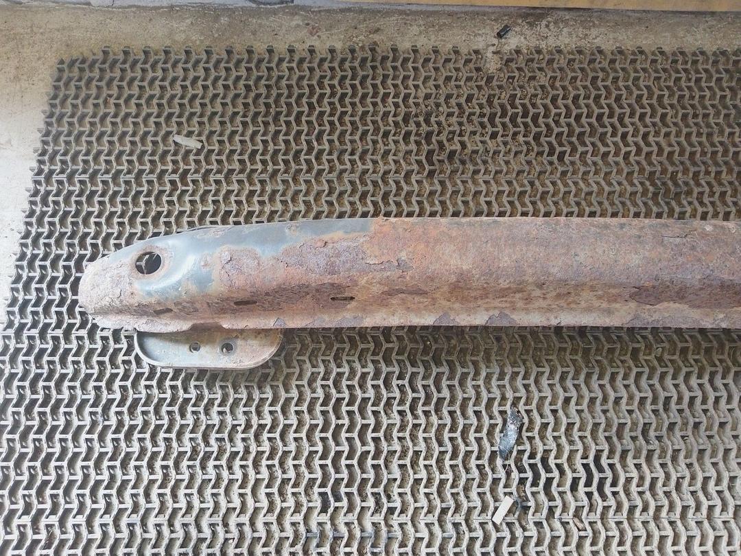 Усилитель бампера заднего V457M6 Peugeot 307 купить