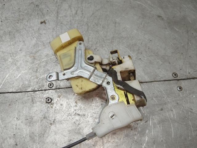 Замок двери передней левой VX26L5 Toyota Yaris купить с доставкой