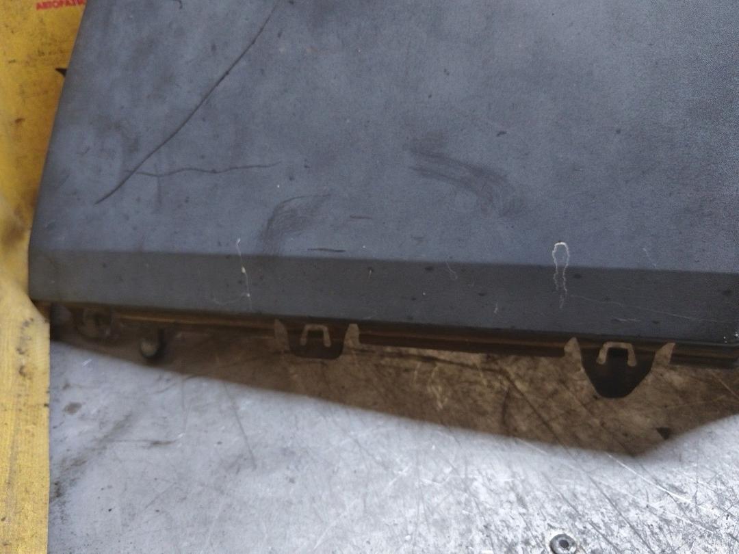 Молдинг крышки багажника AZM05M Renault Espace купить в магазине запчастей бу