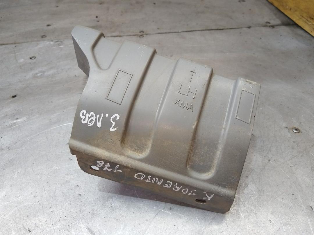 Кронштейн крепления бампера заднего A18675 Kia Sorento