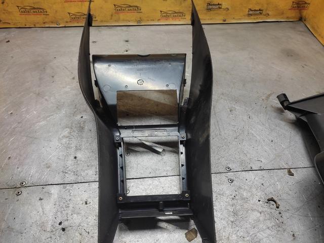 Консоль салона (кулисная часть) A02PAP Audi 80 купить с доставкой