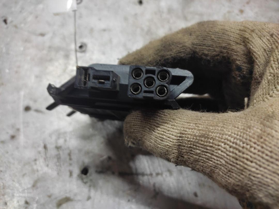 Сопротивление печки JMOT3E Audi 80 купить
