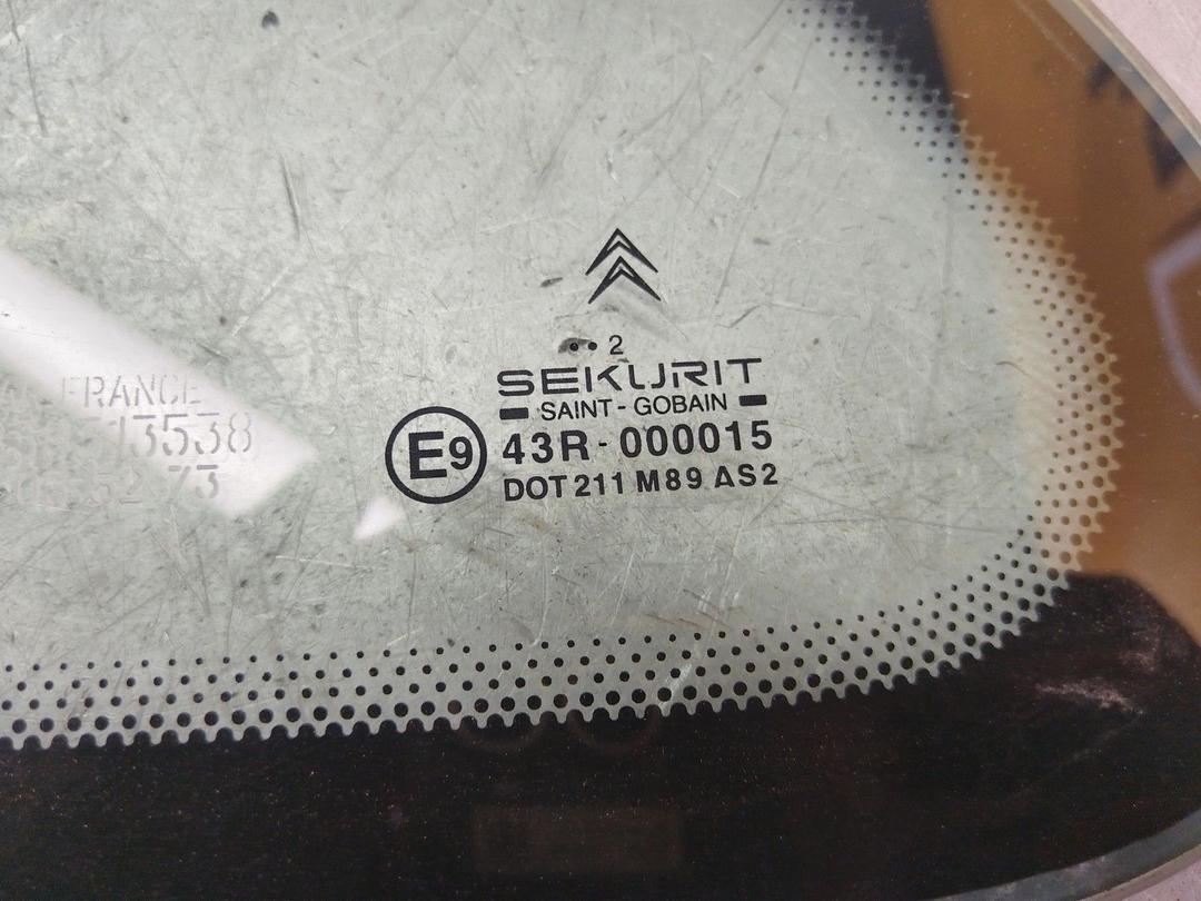 Стекло кузовное боковое левое UFW5PM Citroen Xsara Picasso купить