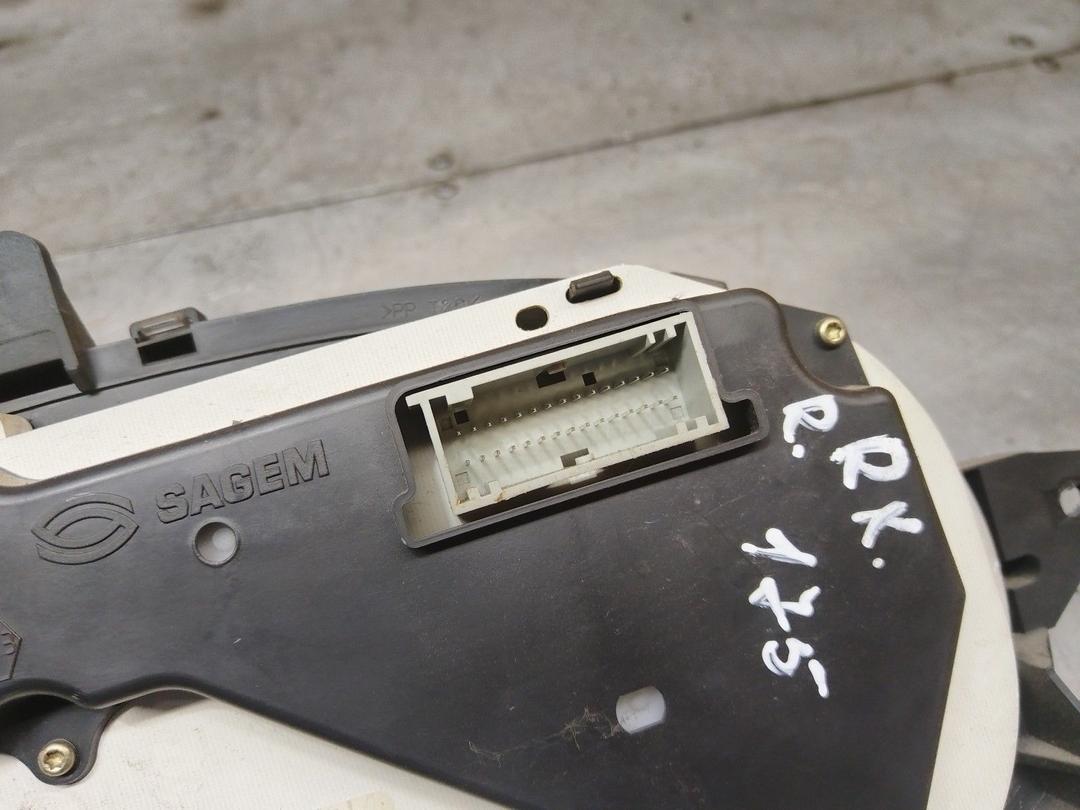 Щиток приборов (приборная панель) 7C3GSQ Renault Scenic RX4 купить на авторазборке