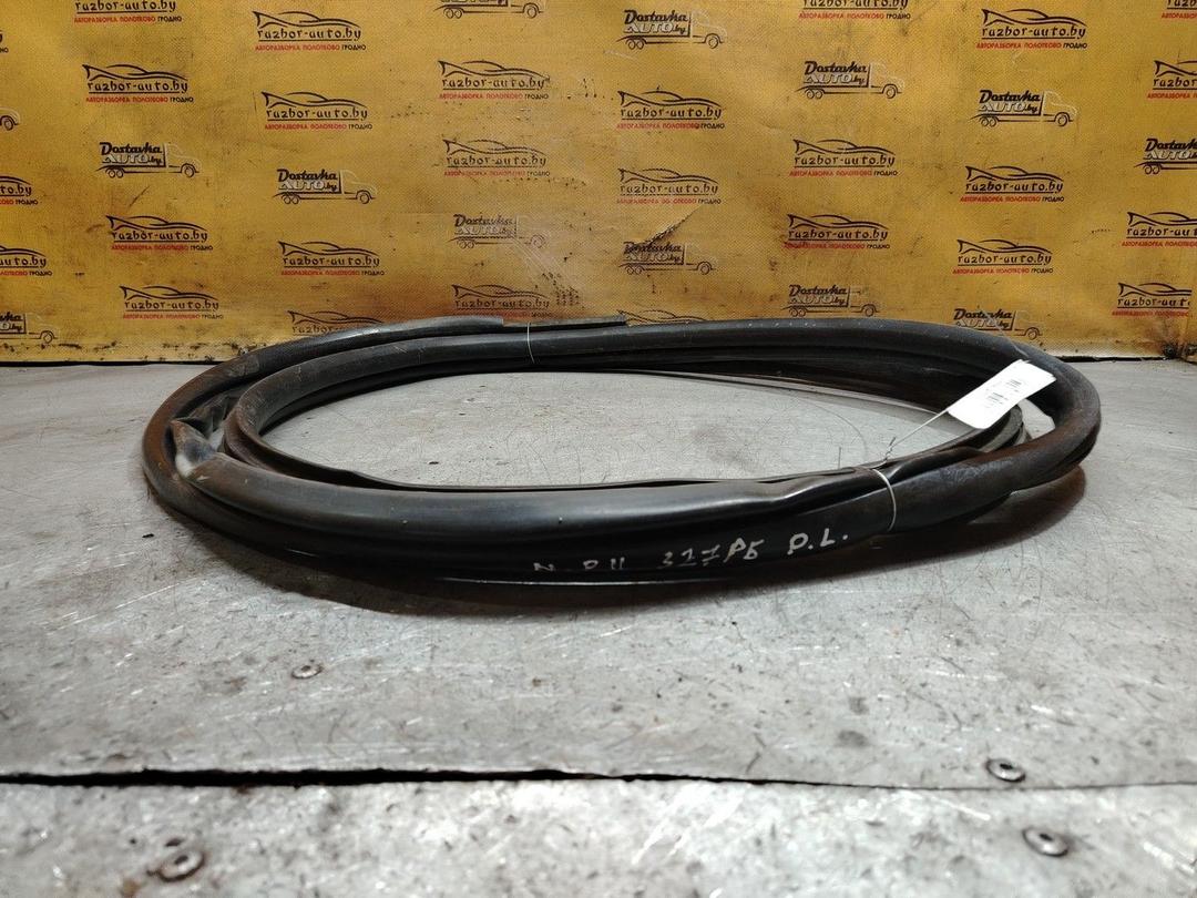 Уплотнитель двери передней левой 184P77 Nissan Primera - Фото 4