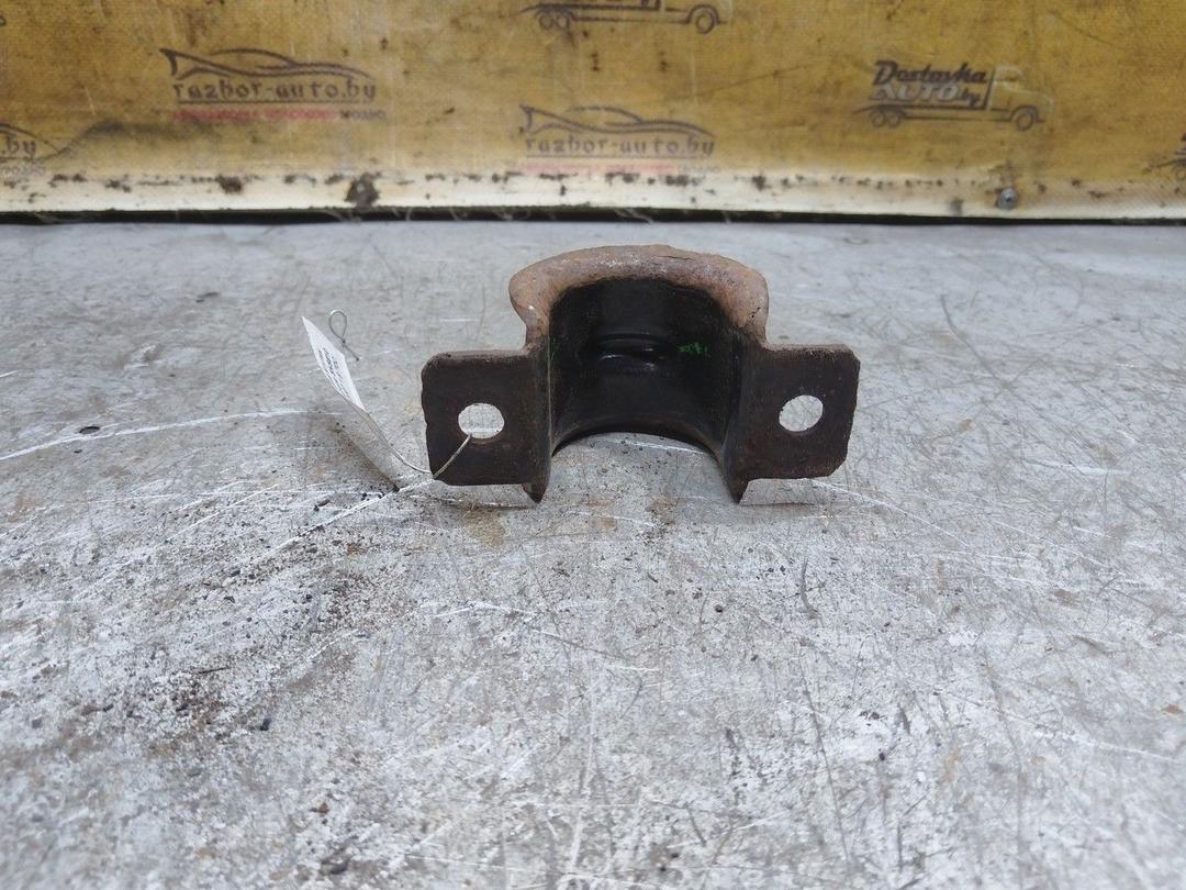 Крепление втулки стабилизатора SNS6Y0 Ford C-Max - Фото 3