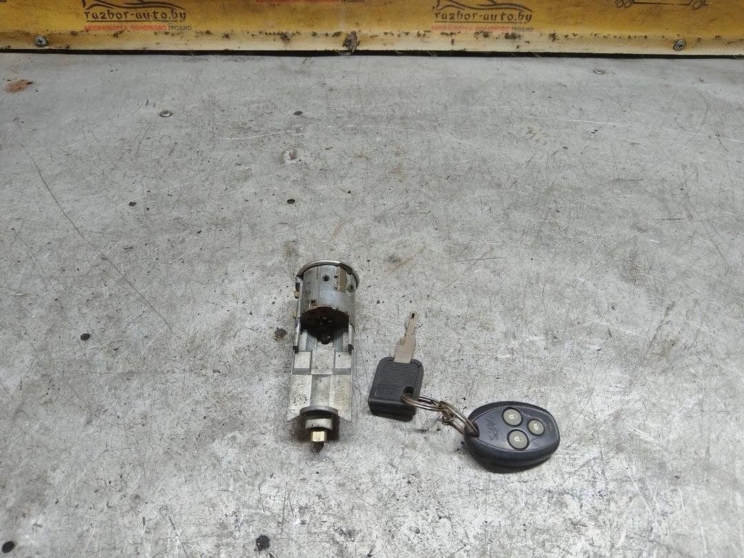 Замок зажигания TVNXHL Peugeot 405 купить