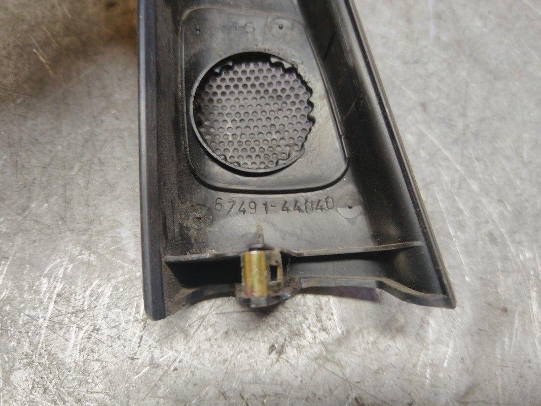 Накладка крыла (уголок зеркала) переднего правого 6C64DF Toyota Avensis Verso купить с доставкой