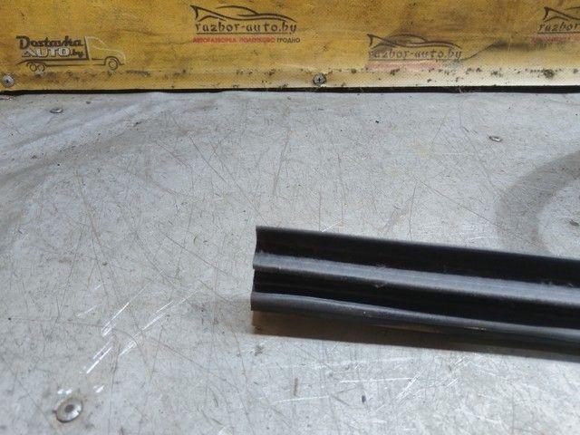 Уплотнитель двери задней левой UZ22Z5 Ford C-Max купить в магазине запчастей бу