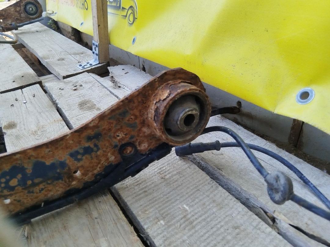 Балка подвески задняя TPAFU6 Audi 100 undefined