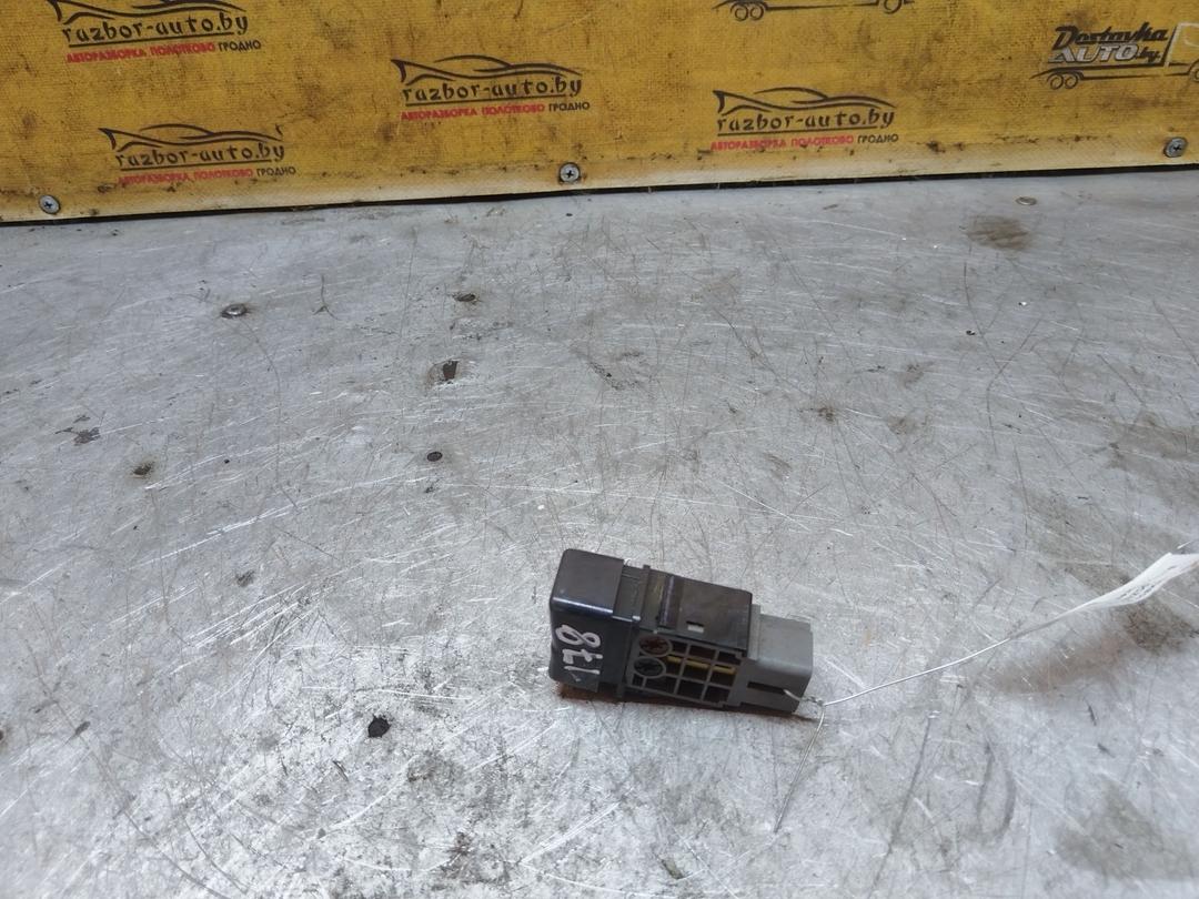 Кнопка противотуманных фар 0CZMGB Subaru Forester купить