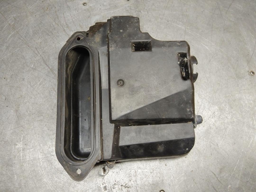 Короб предохранителей 22QB2A Volkswagen Passat купить в магазине запчастей бу