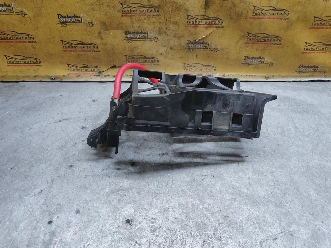 Клемма аккумулятора плюс IHCWAK Opel Astra купить