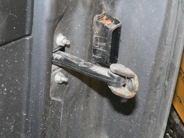 Ограничитель открывания двери 8D7RDA Opel Astra купить