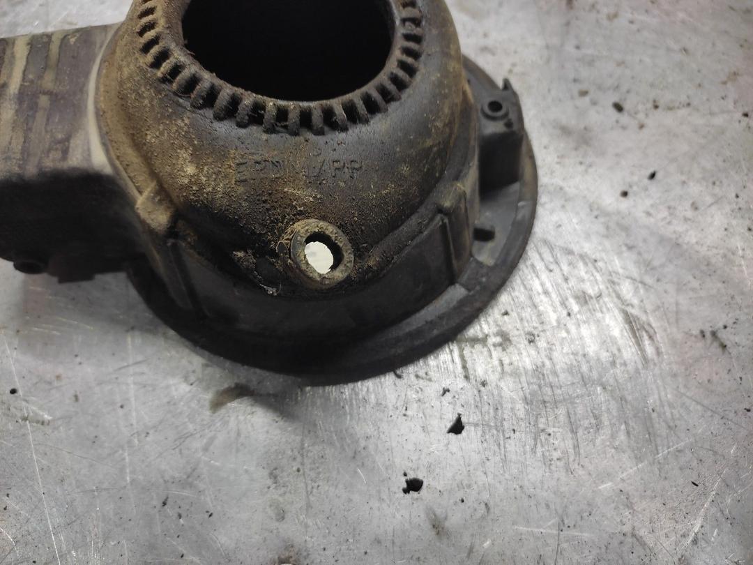 Лючок топливного бака XG904M Volkswagen Golf купить