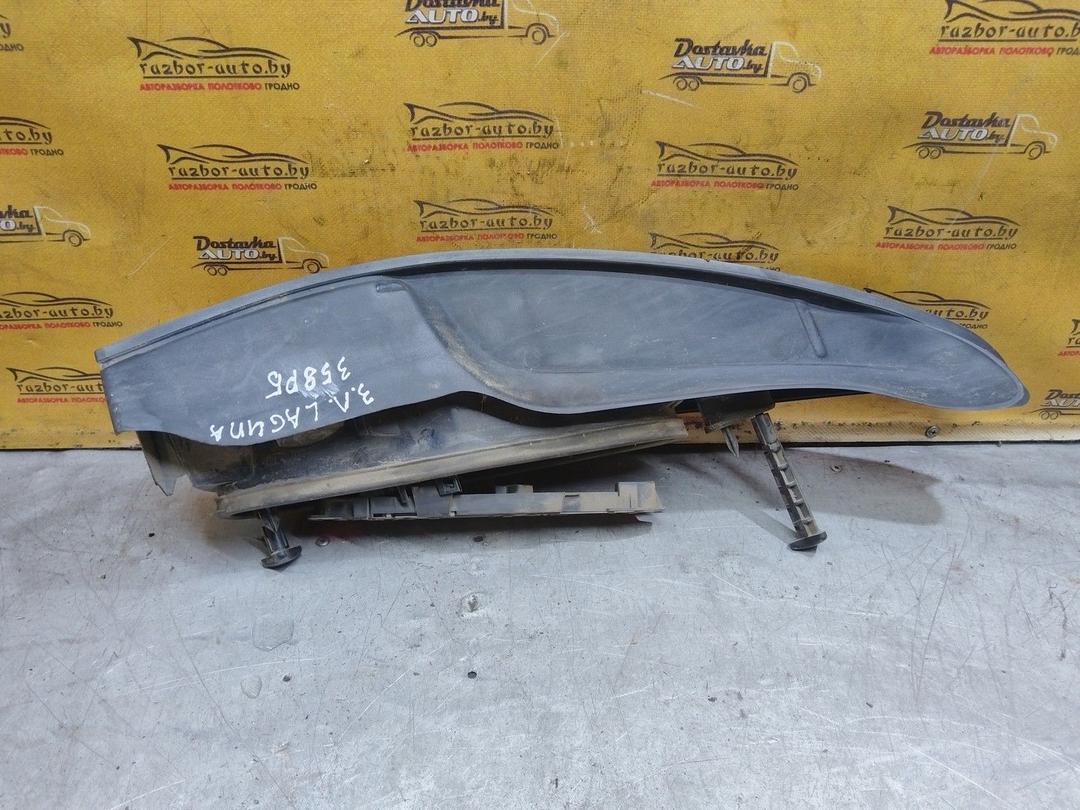 Фонарь задний левый V0QZBC Renault Laguna купить с доставкой