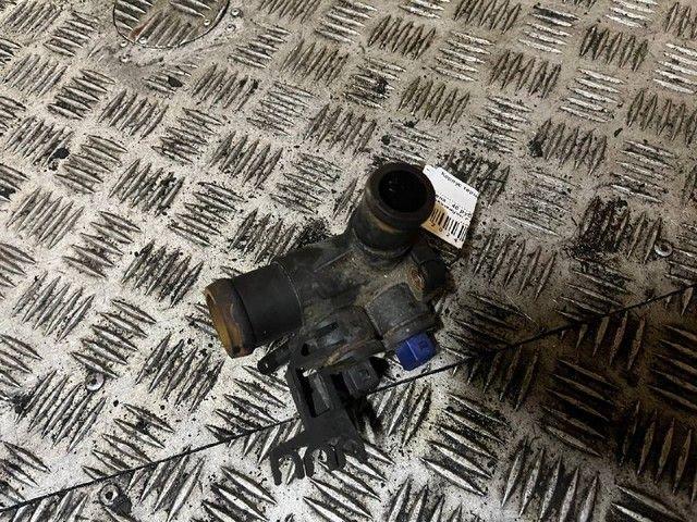 Корпус термостата I9YG6N Volkswagen Passat купить