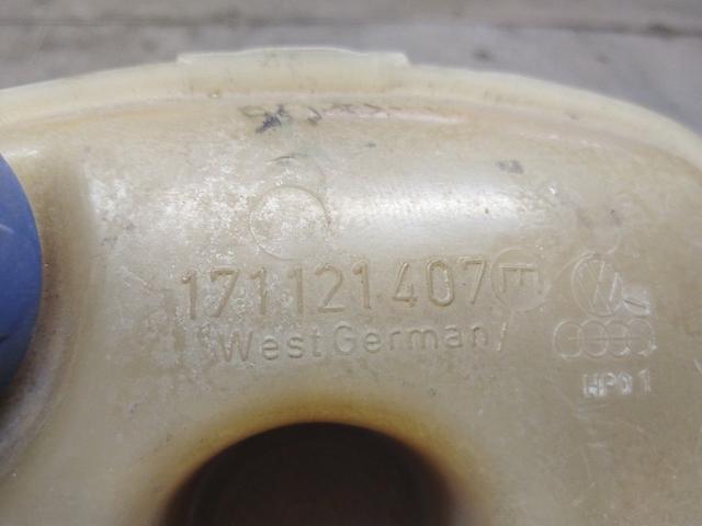 Бачок расширительный 4KCQ3Z Volkswagen Jetta купить на авторазборке