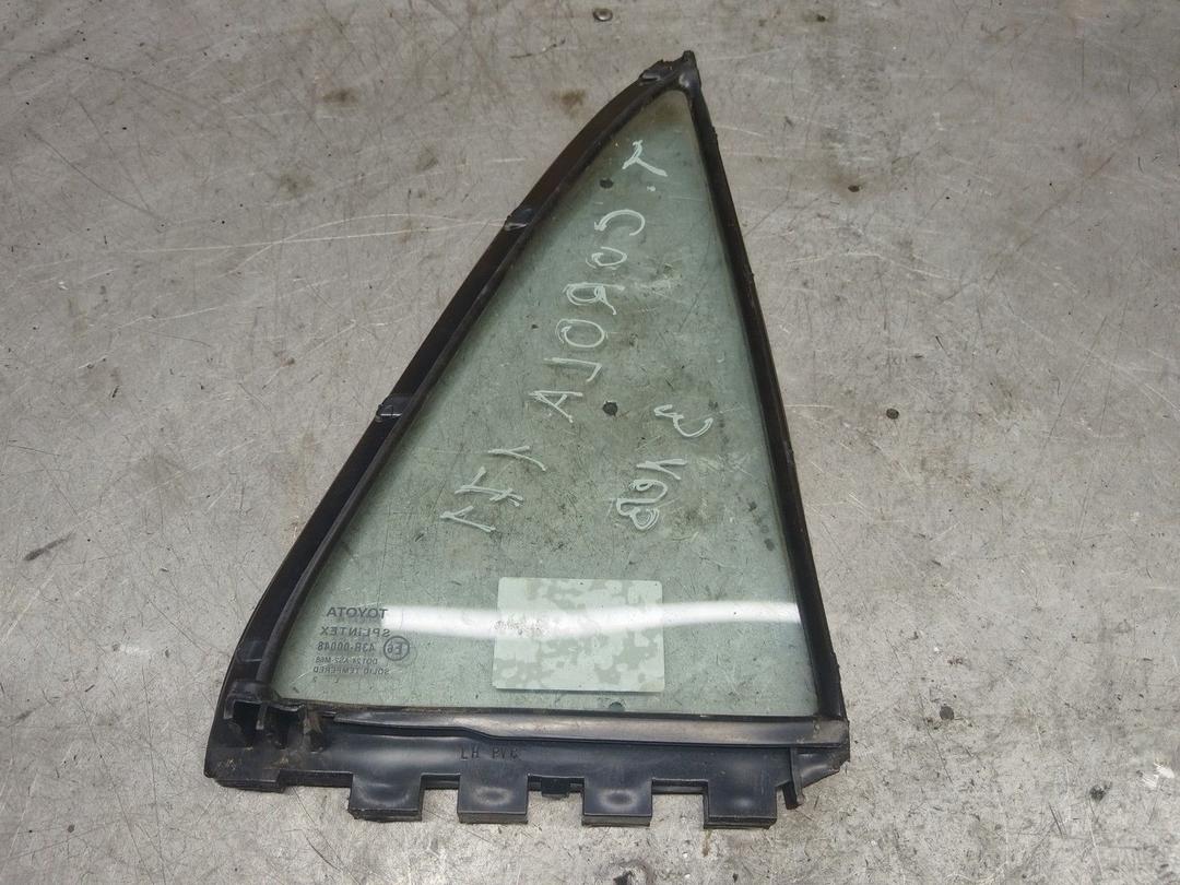 Стекло двери задней левой M1OC2F Toyota Corolla купить с доставкой