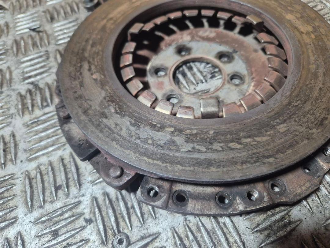 Комплект сцепления 32Q30W Volkswagen Golf купить на авторазборке