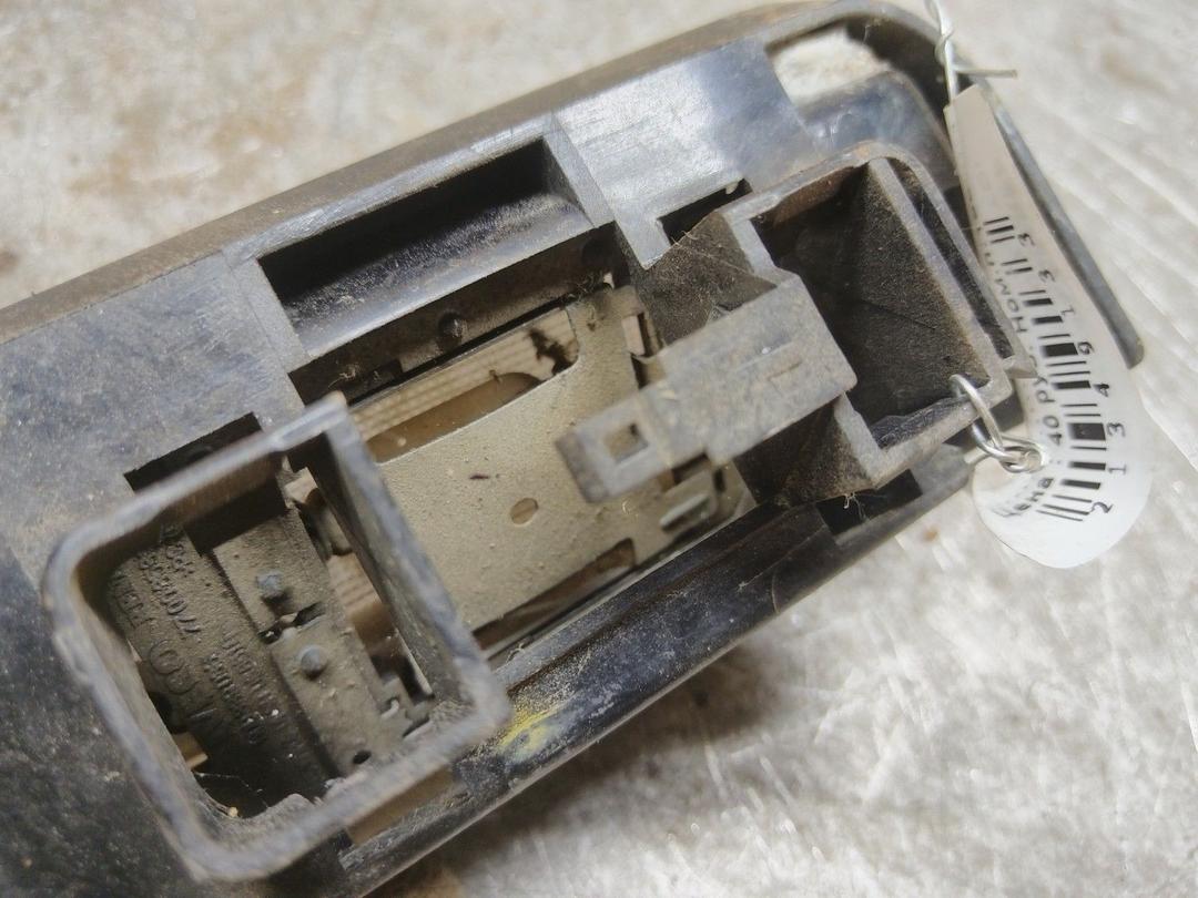 Подсветка салона Q61RPF Renault Master купить в магазине запчастей бу