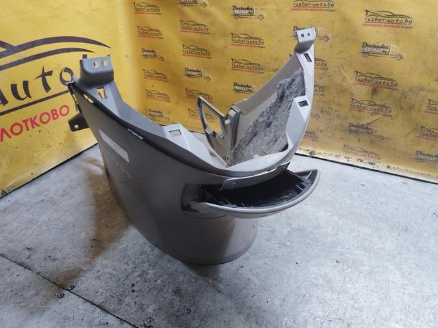 Консоль салона (кулисная часть) BKNQS8 Mitsubishi Grandis купить на авторазборке