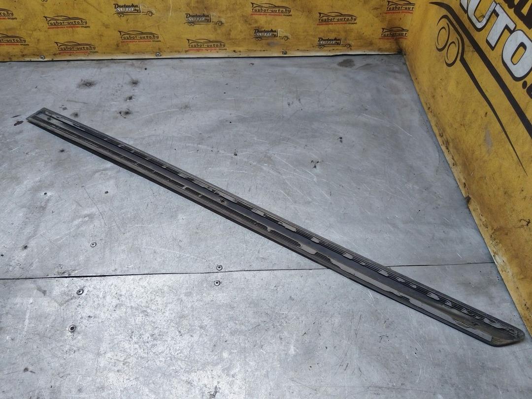Молдинг двери передней левой KCVMIW Volvo V40 - Фото 2