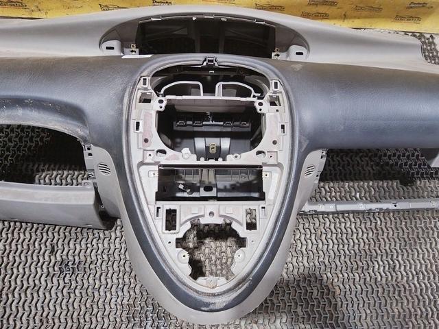 Панель передняя салона (торпедо) 9KTBB9 Citroen Xsara Picasso купить с доставкой